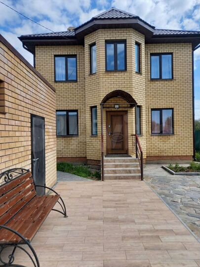 Дом 145 м² на участке 10 сот.