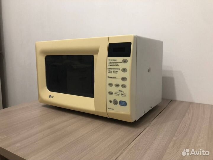 Свч микроволновая печь на запчасти LG