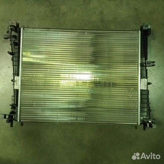 Радиатор охлаждения Logan 2, Vesta, Captur, X-Ray
