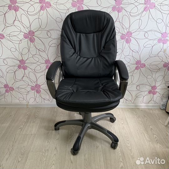 Кресло руководителя компьютерное