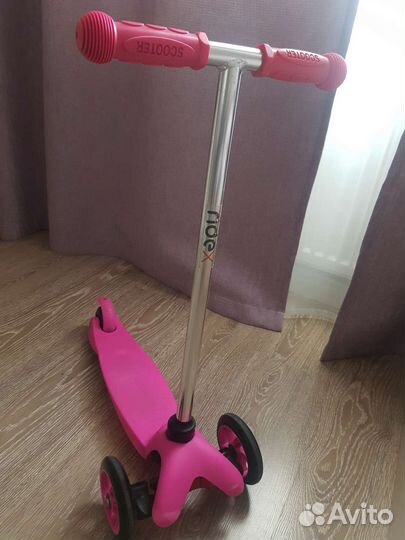 Самокат детский 3х колесный