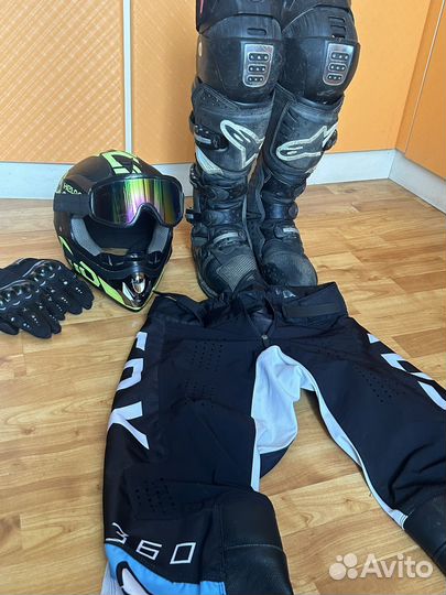 Alpinestars наколенники
