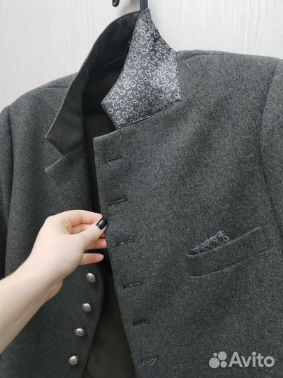 Темно серый пиджак сюртук 48-50рр