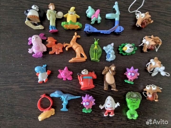 Игрушки Киндер сюрприз 150за все