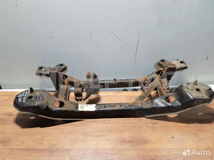 Подрамник задний Вольво S40 C40