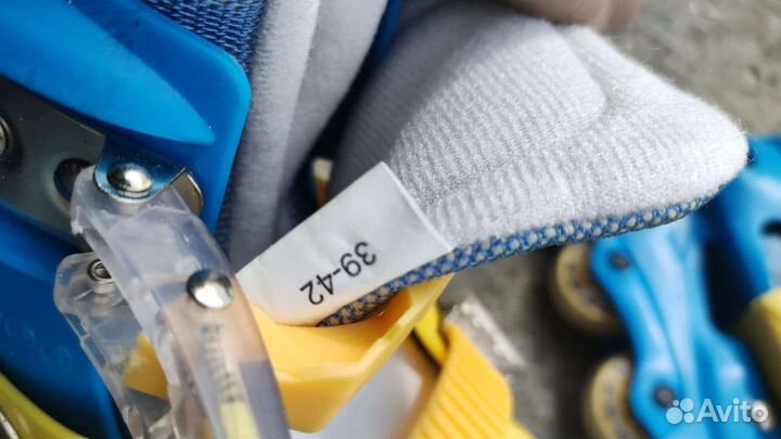 Роликовые коньки новые