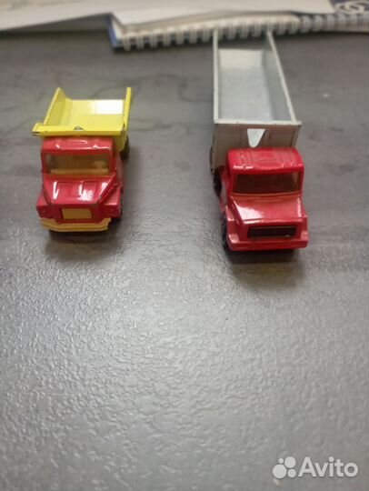Машинки 1/64 грузовики Majorette