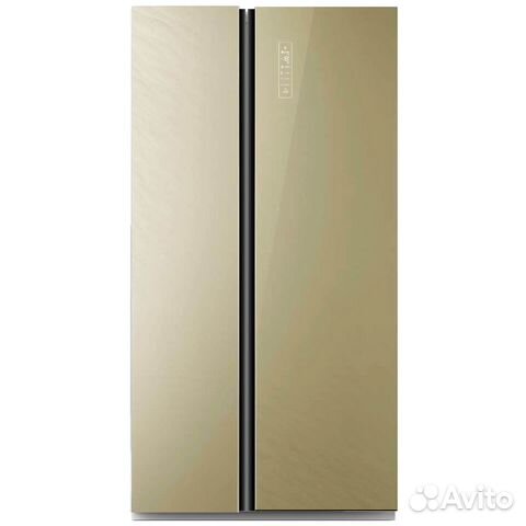 Холодильник Side-by-side с бежевыми стеклянными дв