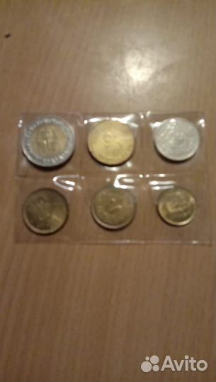 Наборы иностранных монет