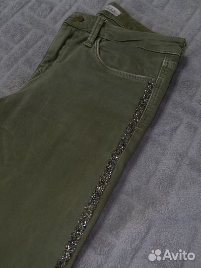 Джинсы зеленые скинни Zara