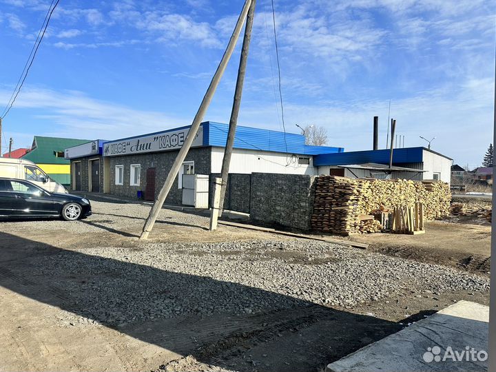 Кафе и автомойка