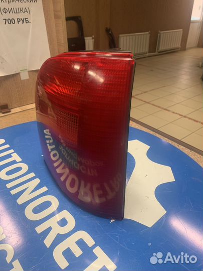 Фонарь правый Audi A4 B5 универсал