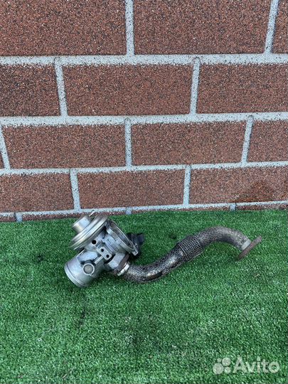 Дроссельная заслонка егр skoda 1.9TD 99год