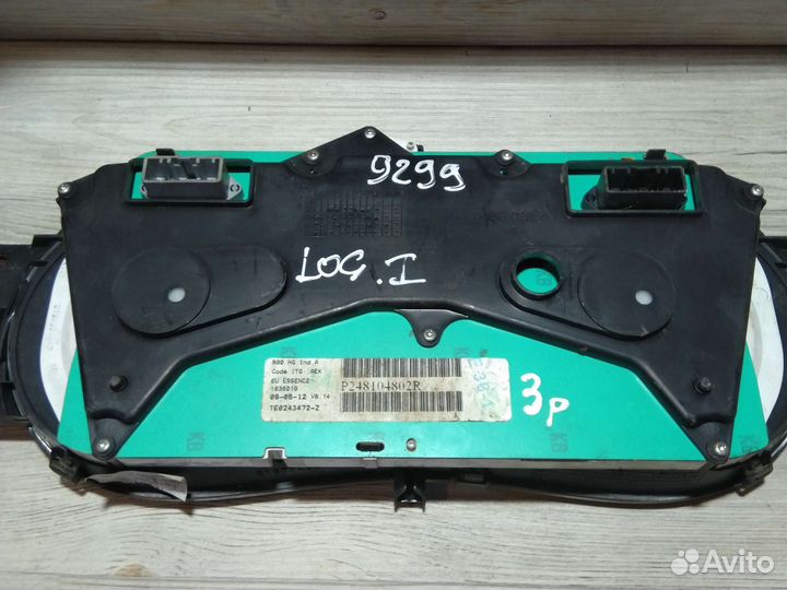 Панель приборов Renault