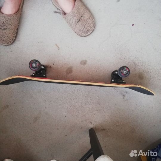 Скейтборд с огненным драконом