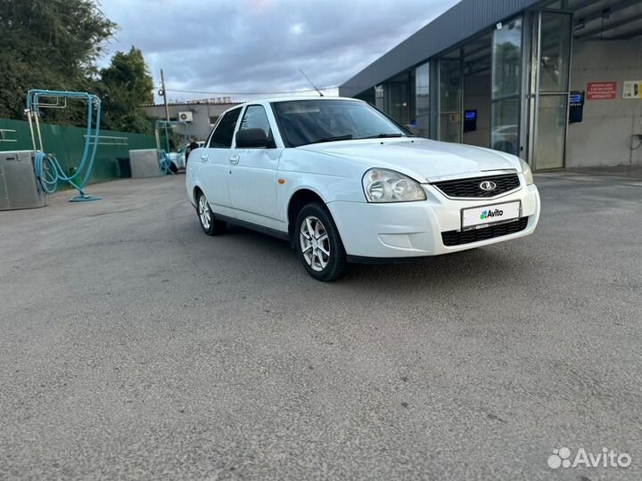 LADA Priora 1.6 МТ, 2014, 300 000 км