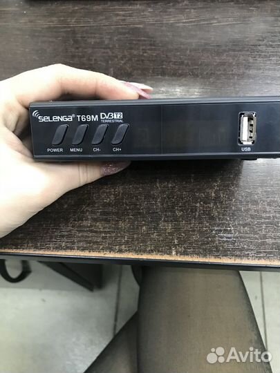 Тв приставка DVB-T2 Selenga T69M