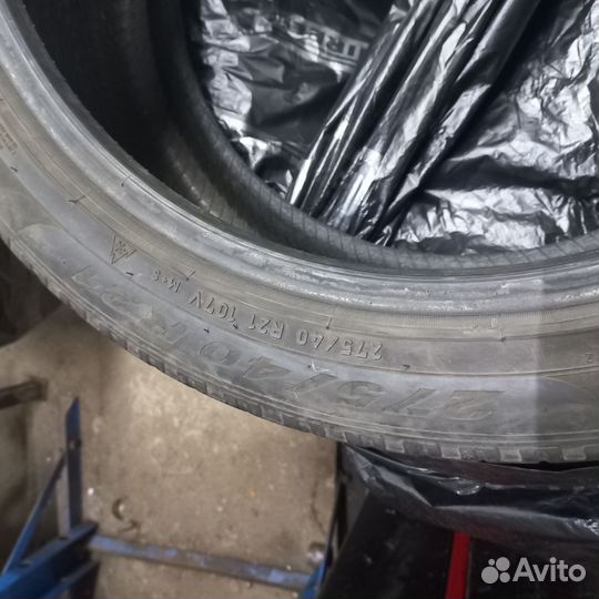 Pirelli Scorpion Winter 305/35 R21 и 275/40 R21