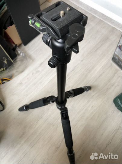 Штатив Giottos G-vgrn9255-M3 + голова MH 5400