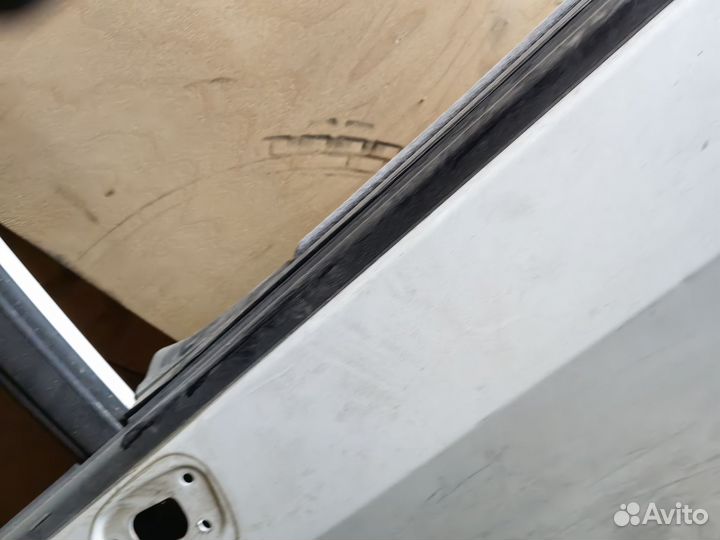 Дверь передняя левая honda fit