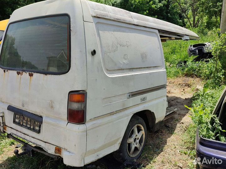 Авторазбор Mitsubishi L300 Delica