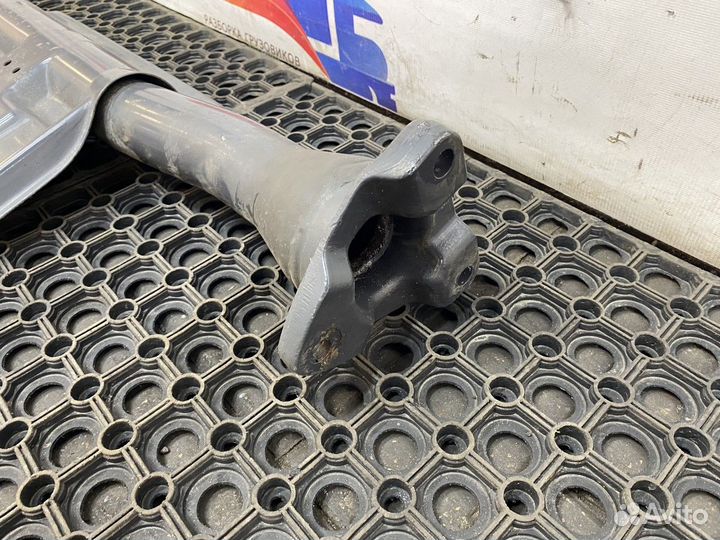 2485470 Кронштейн заднего крыла правого