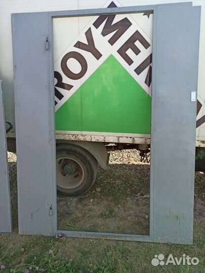 Дверь входная металлическая