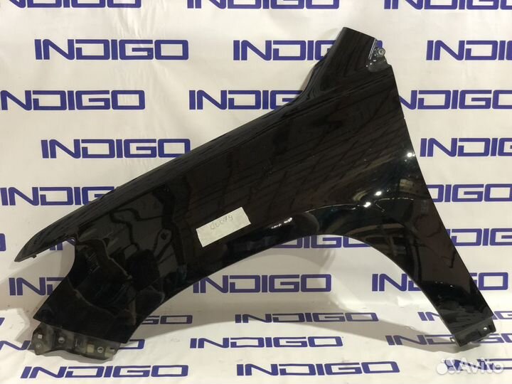 Крыло переднее левое Toyota Land Cruiser 200