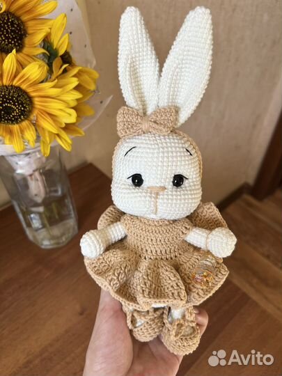 Зайка вязаный подарок ручной работы