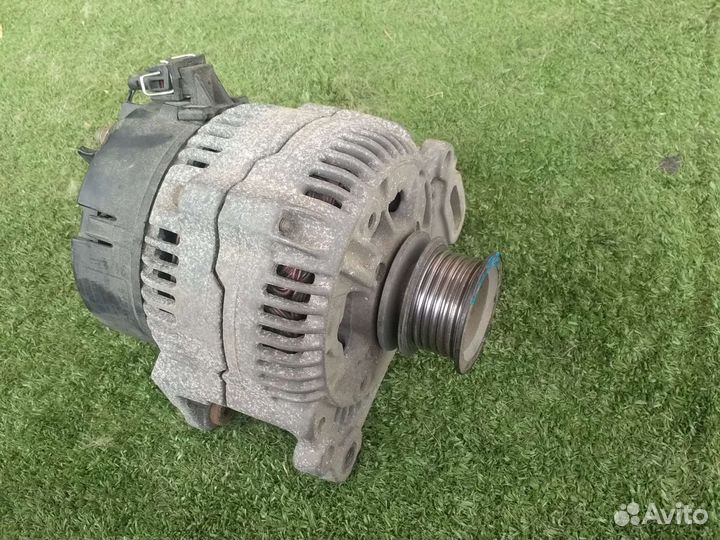 Генератор Фольксваген Пассат В3 дизель