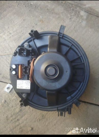 Моторчик печки skoda octavia a7