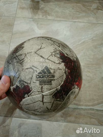 Футбольный мяч adidas krasava