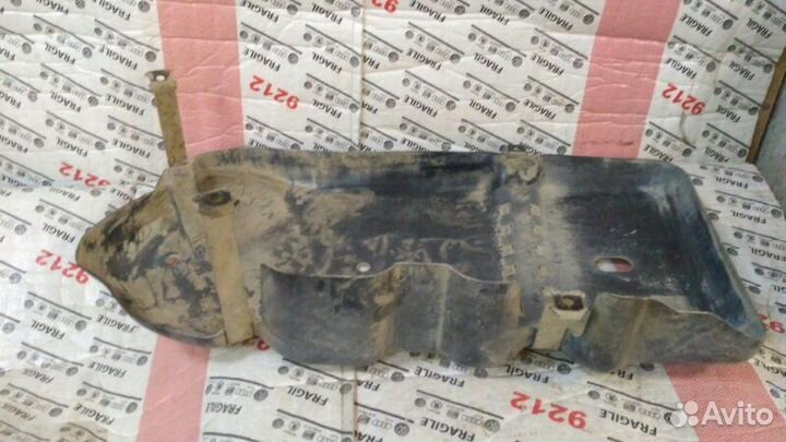 Защита топливного бака левая Porsche Cayenne 4.5