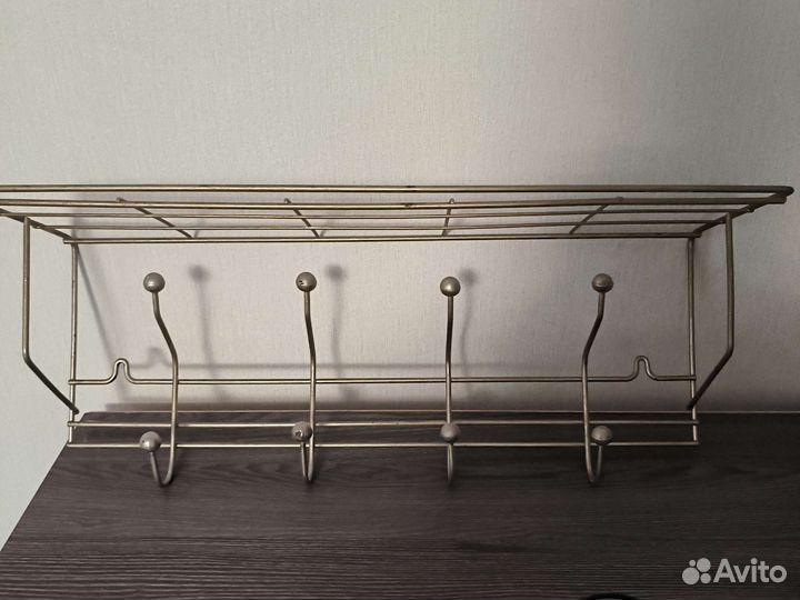 Вешалка в прихожую