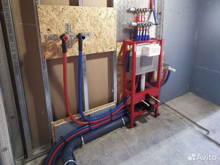 Сантехник. Монтаж труб Rehau (рехау)