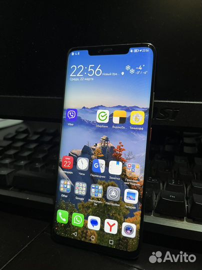 Смартфон Huawei Mate 20 pro