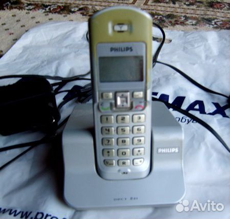 Телефон Philips 221