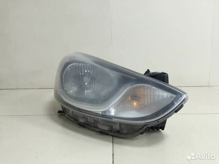 Фара правая Hyundai Solaris 2010-2017