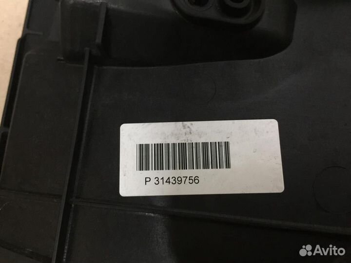 Volvo XC90 2015- вентилятор охлаждения двс