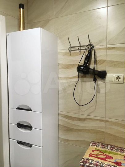 3-к. квартира, 70 м², 1/3 эт.