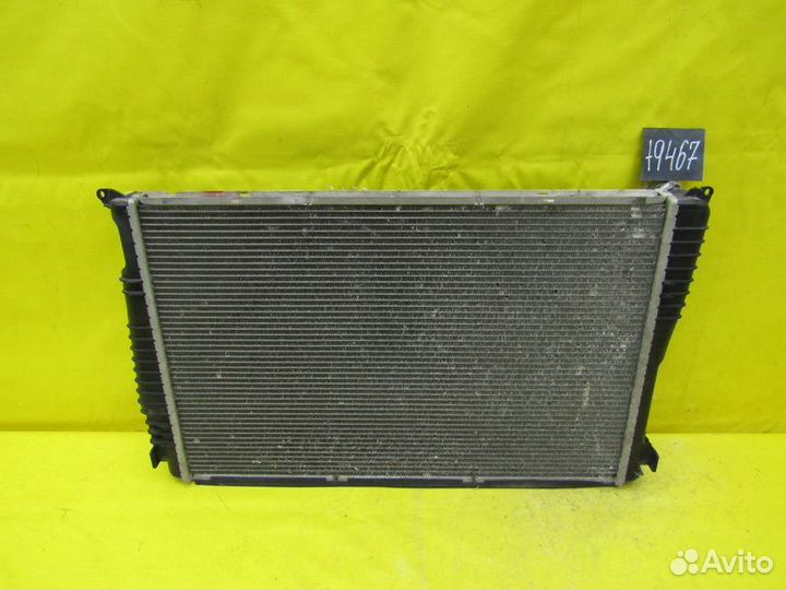 Радиатор охлаждения BMW X3 - F25 10-17 г 19467