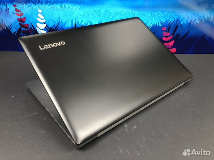 Ноутбук Lenovo i3/8gb/256Gb