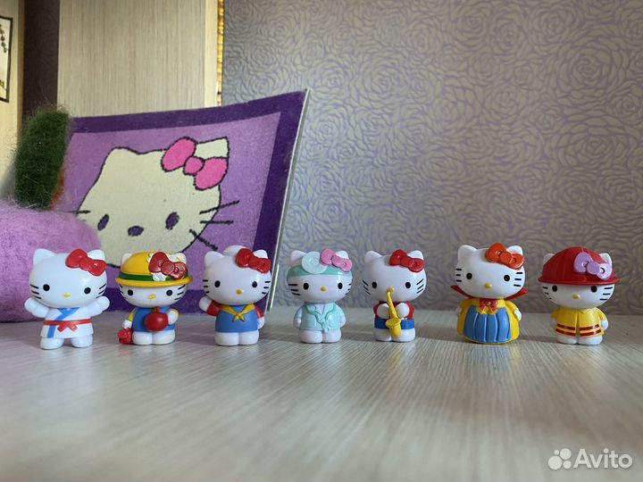 Hello kitty игрушка из яйца