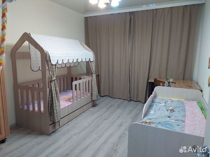 Детская кровать домик с матрасом
