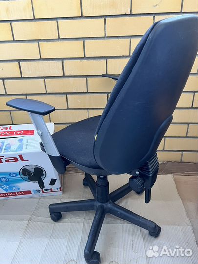 Компьютерное кресло