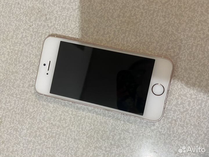 iPhone se 32 gb