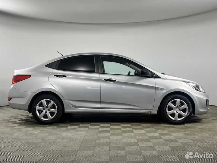 Hyundai Solaris 1.4 AT, 2011, 203 000 км