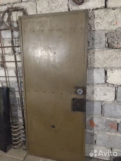 Дверь входная металлическая