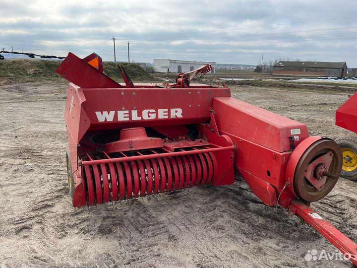 Пресс-подборщик Welger AP 400, 2001