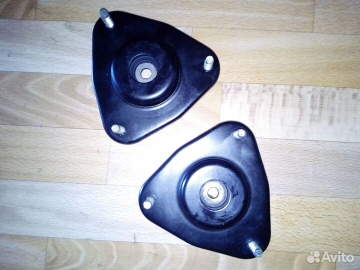 Опора амортизатора передние